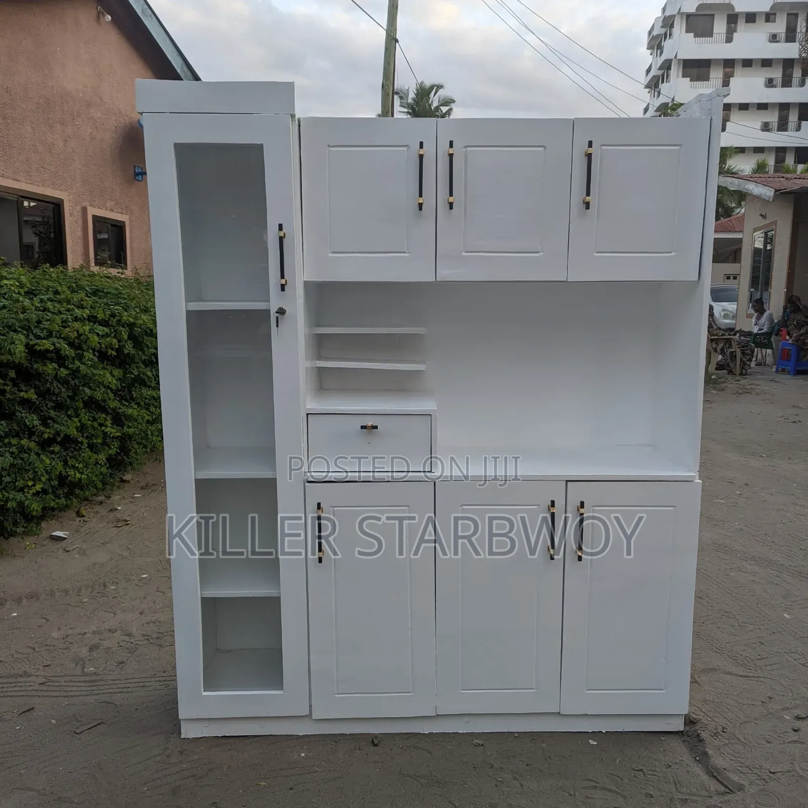 Kitchen Cabinet