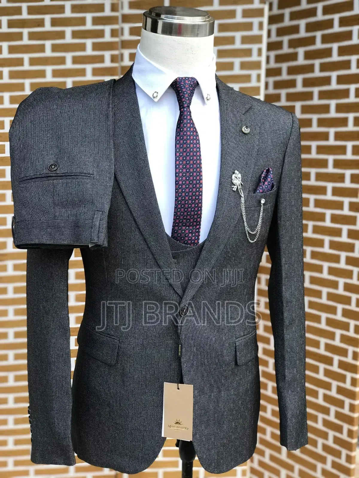 New Suitable Suits