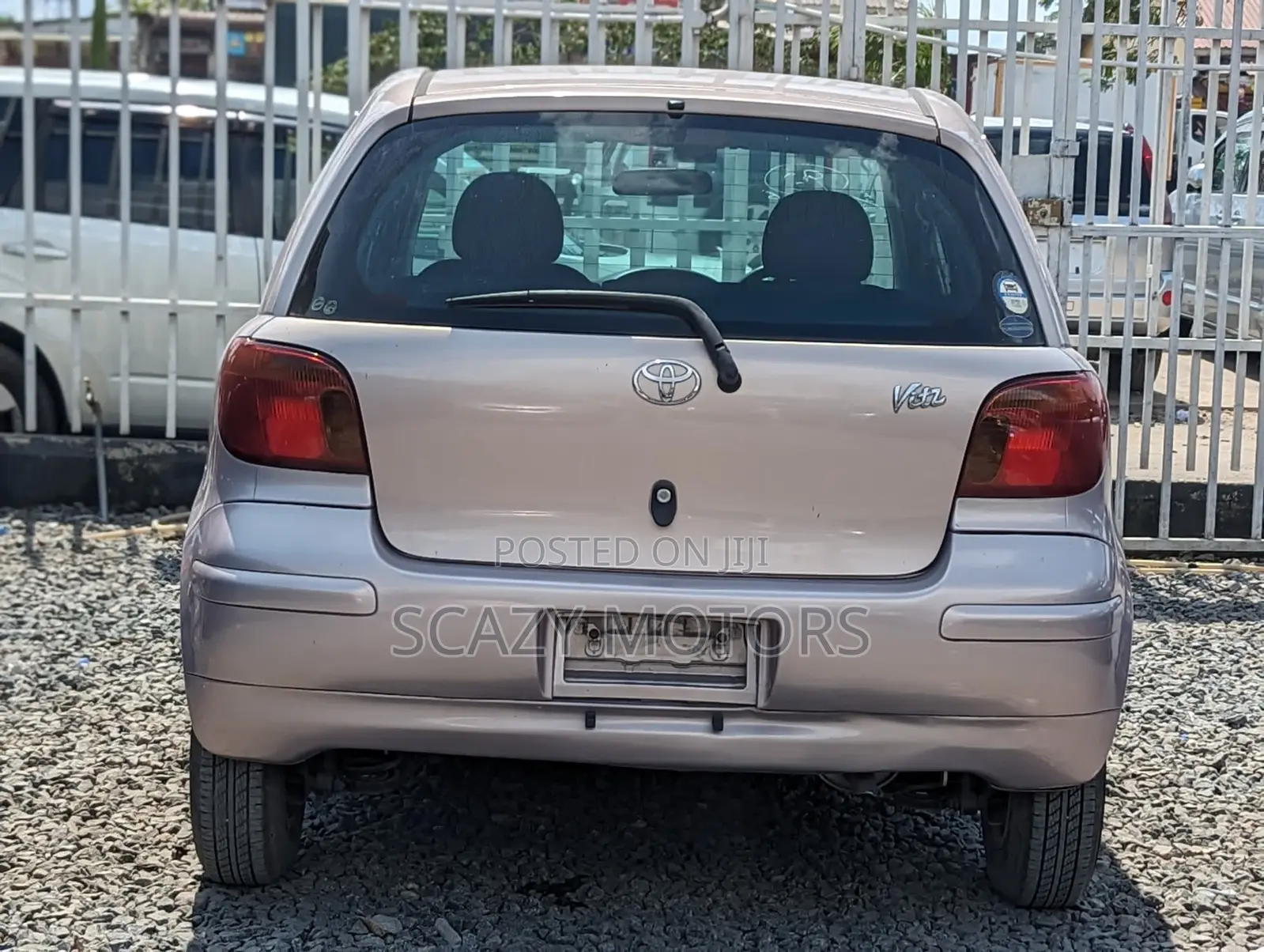 Toyota Vitz 2003 Pink