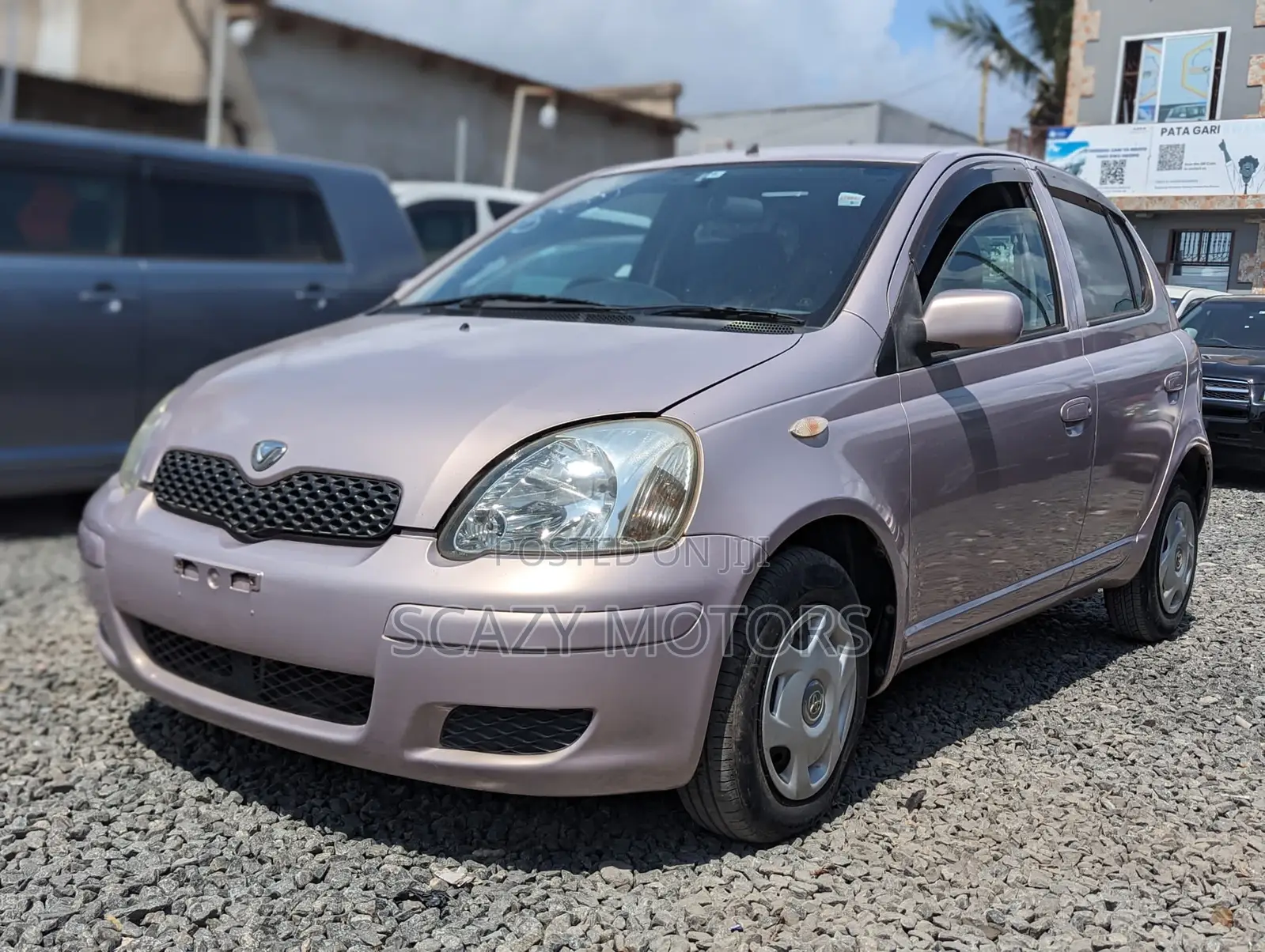 Toyota Vitz 2003 Pink