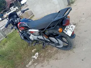 Bajaj Boxer X125 2024 Black