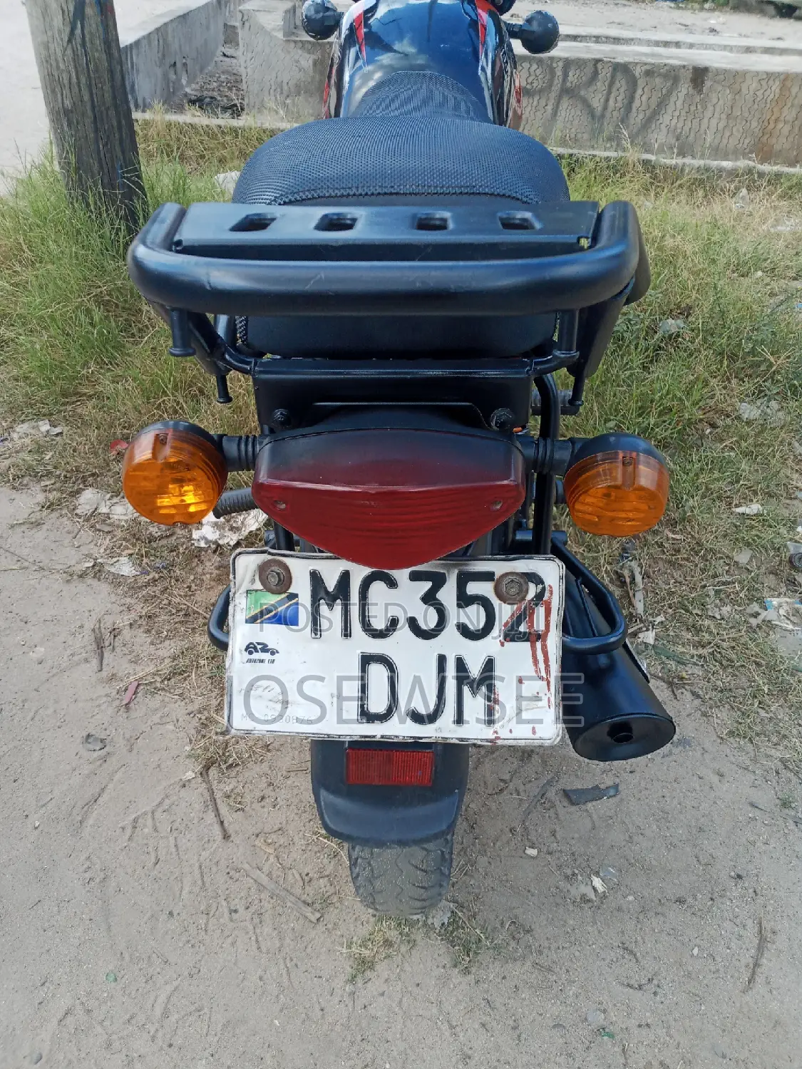 Bajaj Boxer X125 2024 Black