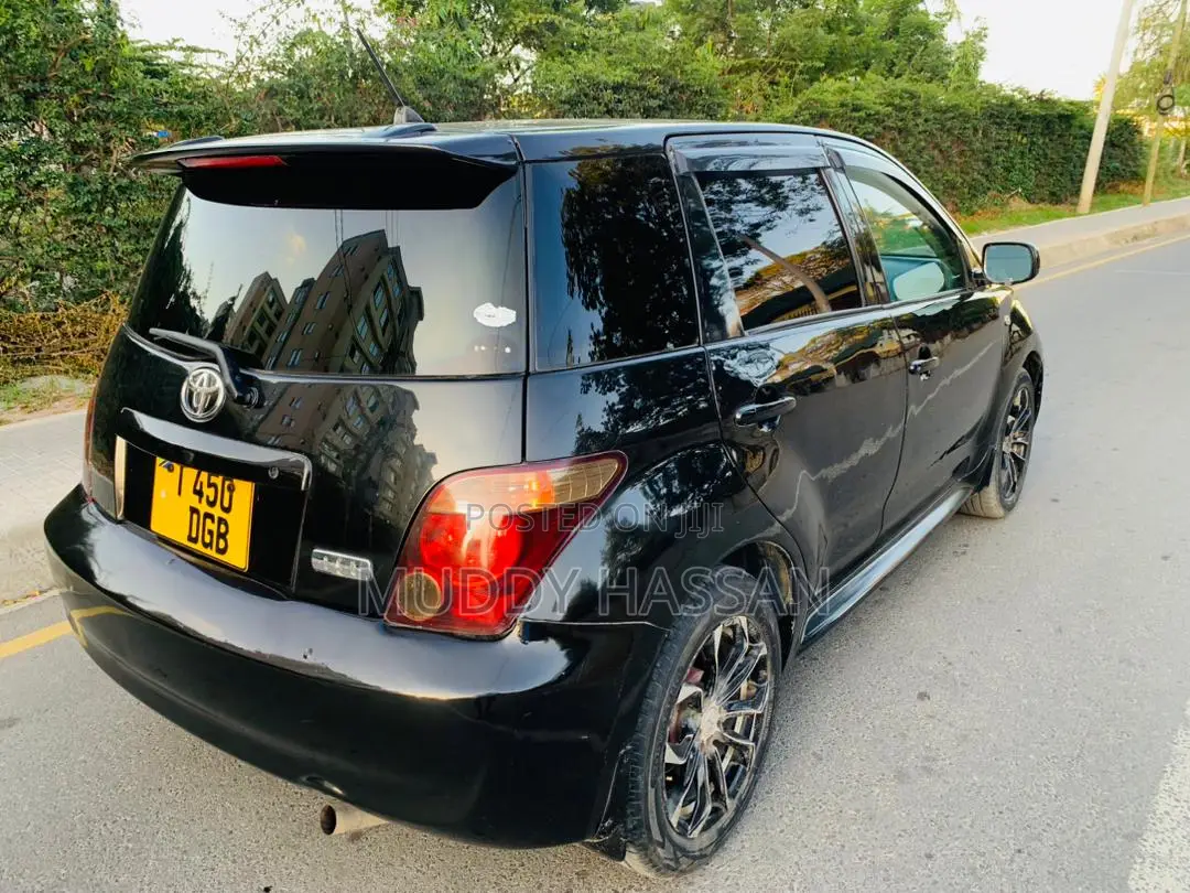 Toyota IST 2006 Black