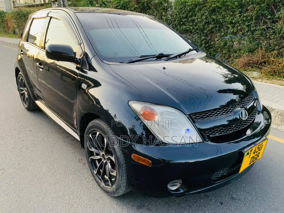 Toyota IST 2006 Black
