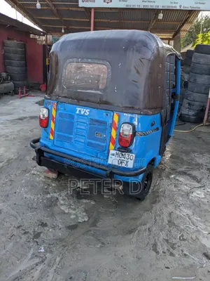 TVS Apache 180 RTR 2023 Blue