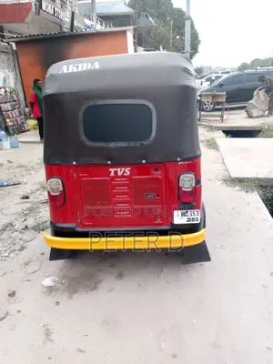 TVS Apache 180 RTR 2023 Red