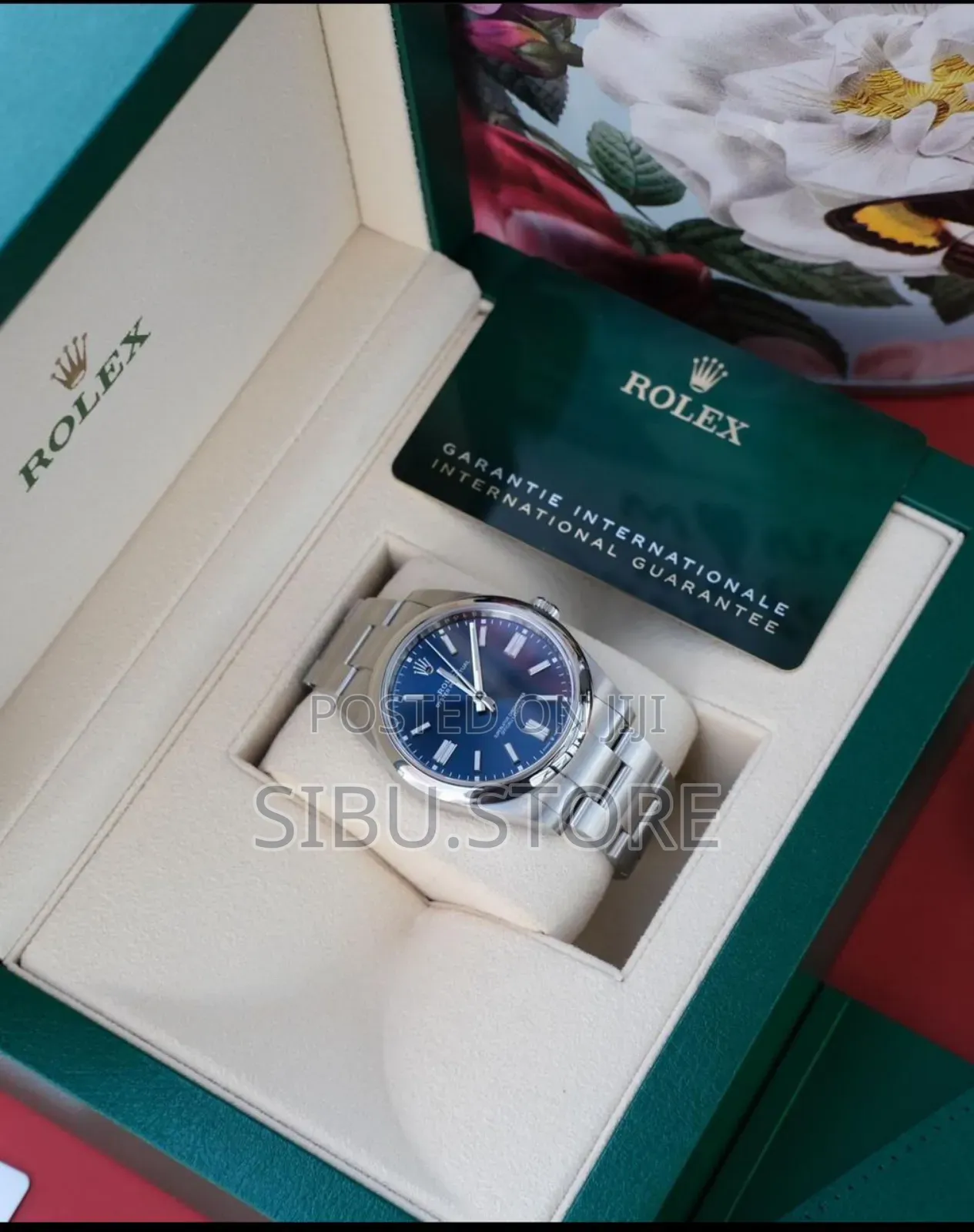 Gentlemen High Valued Watch