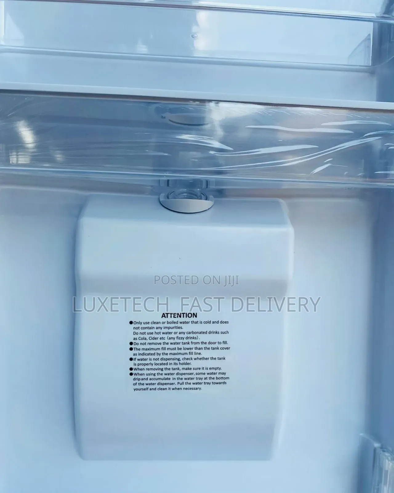 Mr UK Refrigerator 243L With Water Dispenser