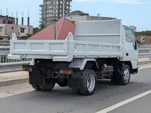 Mitsubishi Canter Box