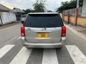 Toyota Raum 2003 Beige