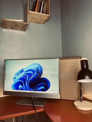 Hp Eliteone 800 G4 24” All-in-One Touchscreen