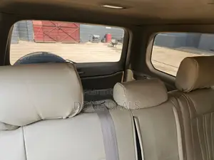 Toyota Land Cruiser 2000 White