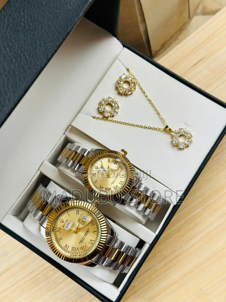 Set Pf Couple Watches ,Necklace and Earrings