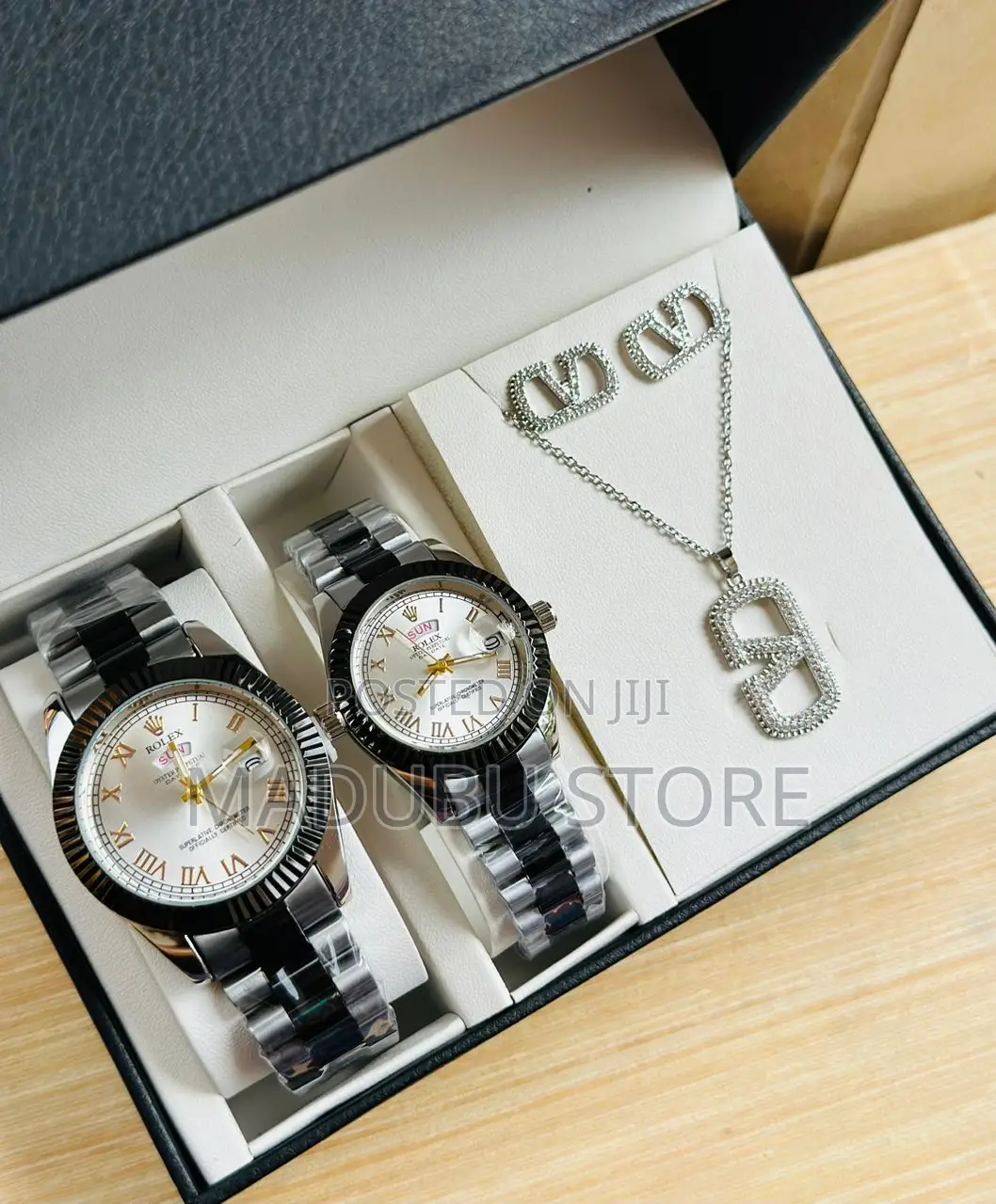 Set Pf Couple Watches ,Necklace and Earrings
