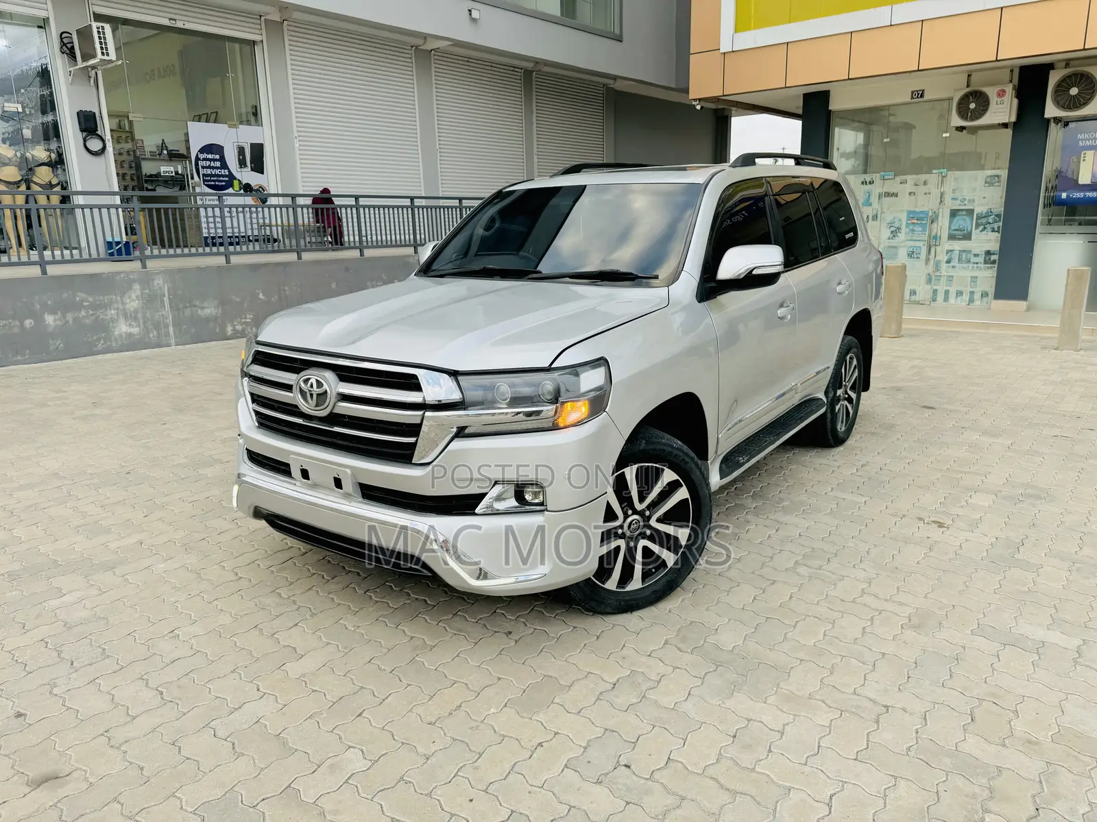 Toyota Land Cruiser 4.5 V8 VXR 2010 Silver