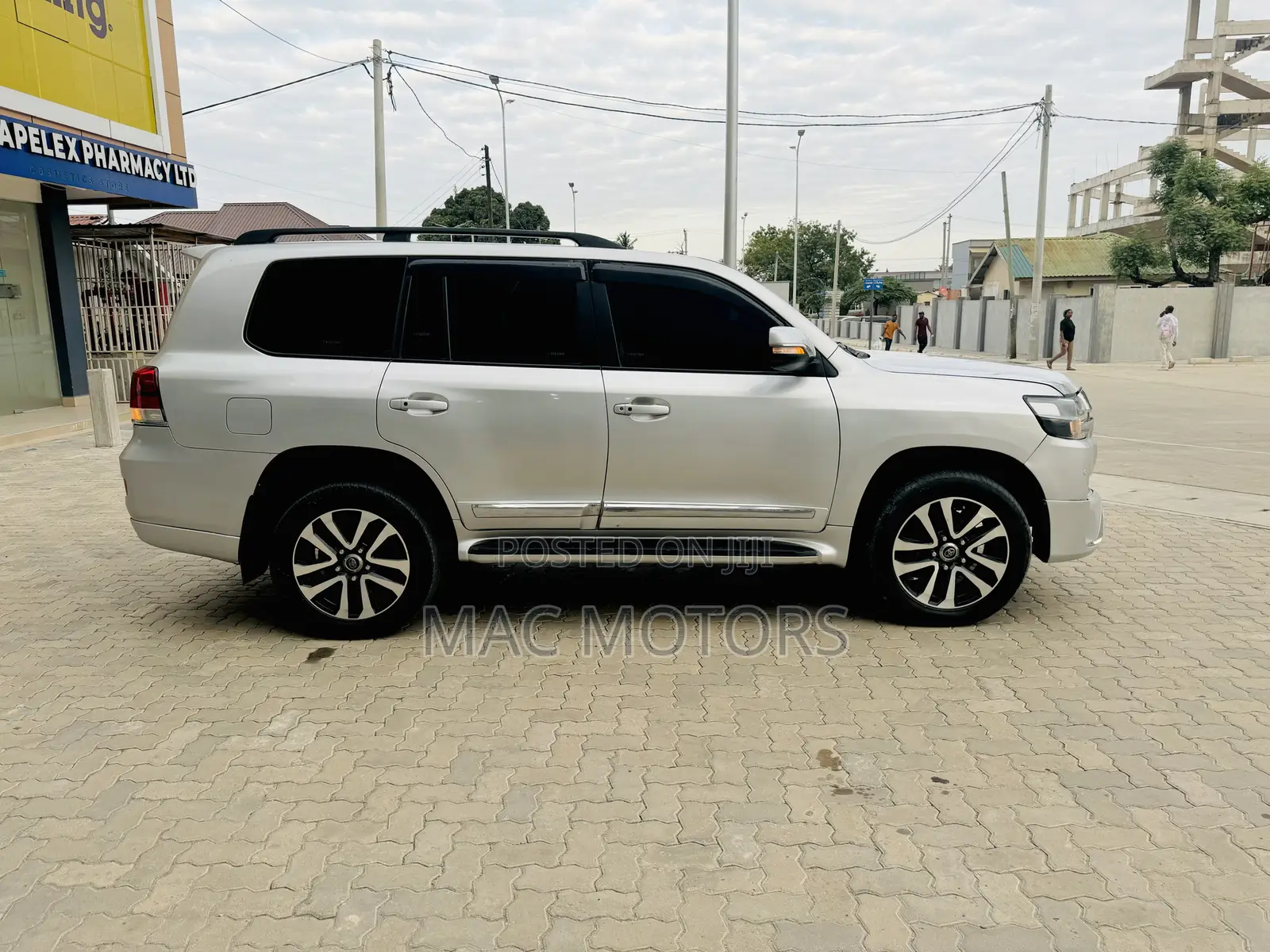 Toyota Land Cruiser 4.5 V8 VXR 2010 Silver