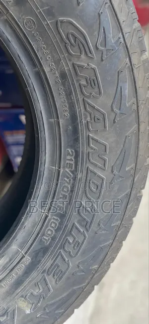 Dunlop Grand Tyre 215/70r16