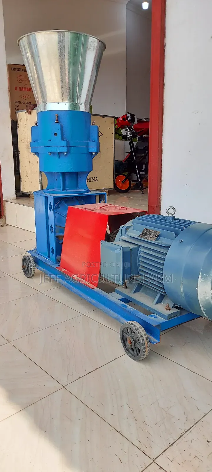 Tan Mbili Pillet Machine 3 Phase