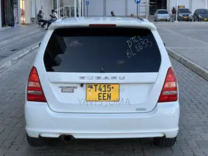 Subaru Forester 2004 White
