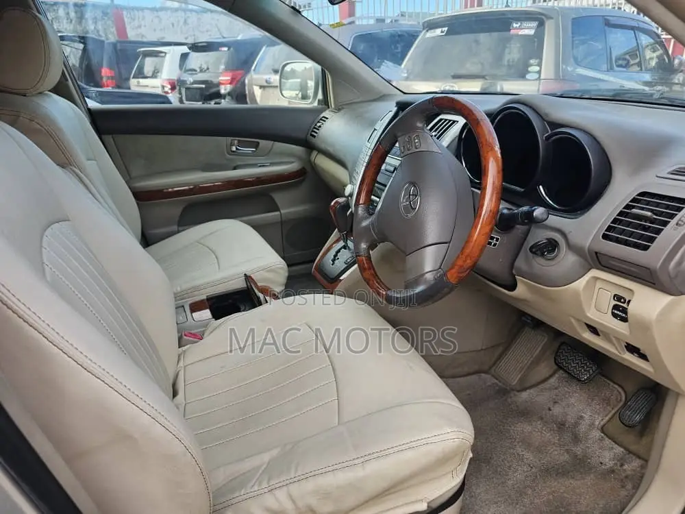 Toyota Harrier 2005 Silver