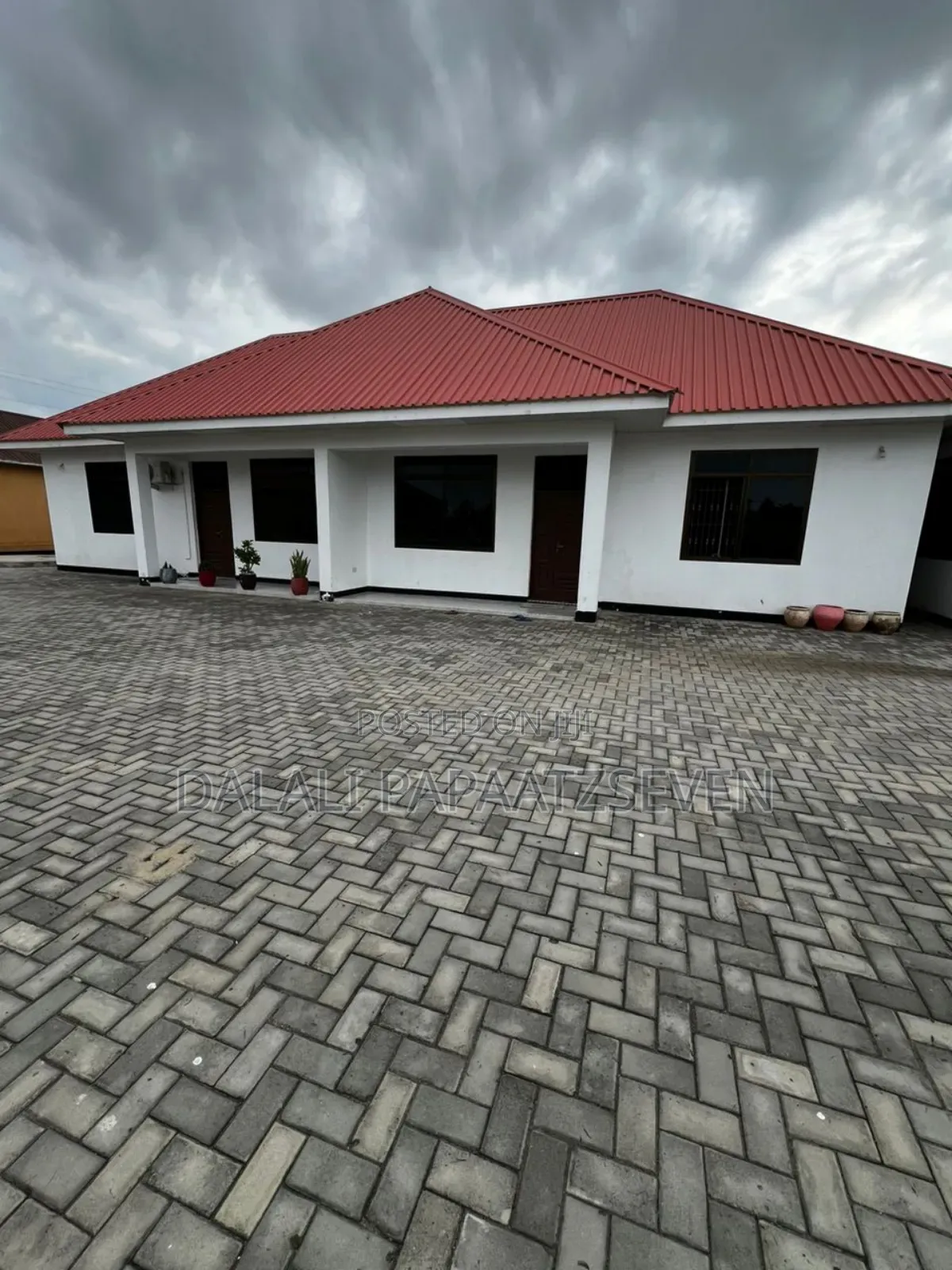 2bdrm Apartment in Dalalipapaatzseven, Bweni for rent