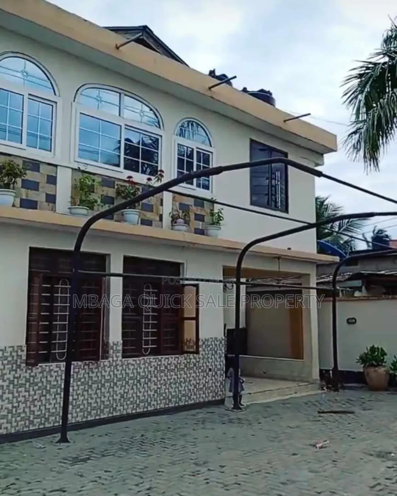 4bdrm Apartment in Kijitonyama for rent