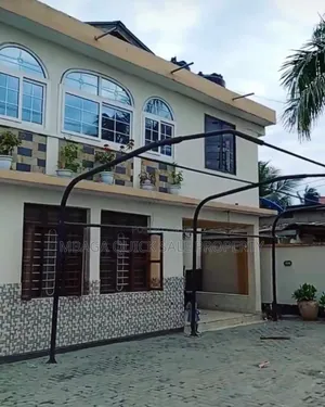 4bdrm Apartment in Kijitonyama for rent