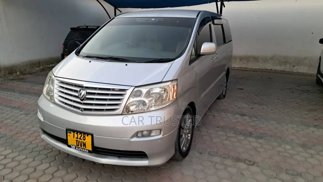 Toyota Alphard 2004 Silver