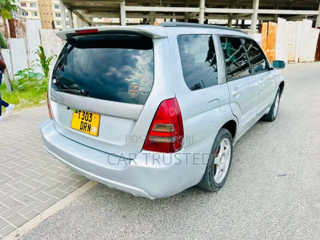 Subaru Forester Automatic 2003 Silver