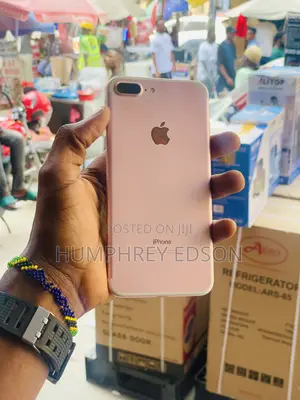 Apple iPhone 7 Plus 128 GB Gold