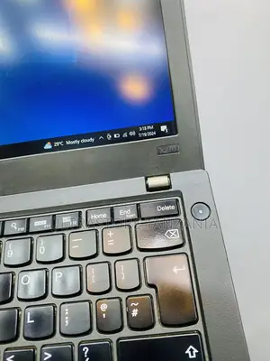Laptop Lenovo ThinkPad X270 16GB Intel Core I7 HDD 500GB