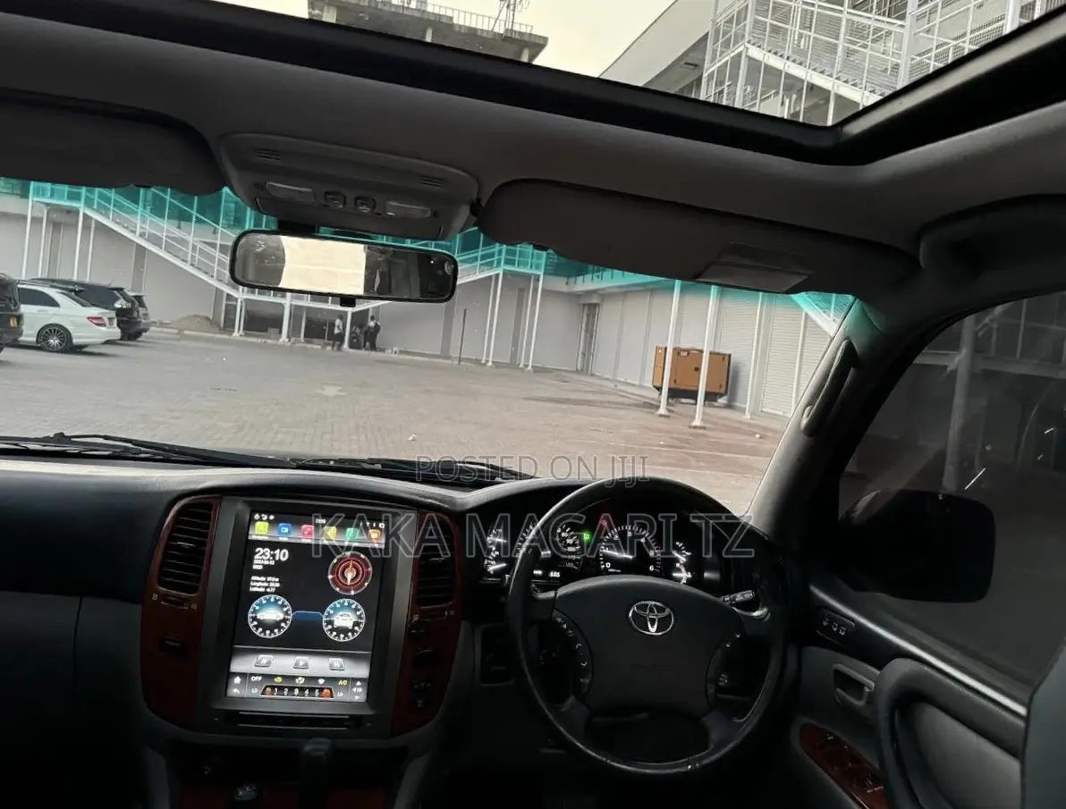 Toyota Land Cruiser 2006 Black