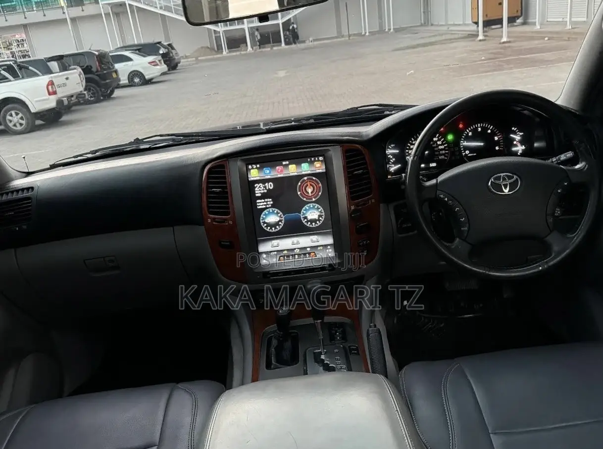 Toyota Land Cruiser 2006 Black