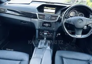Mercedes-Benz E250 2011 Black