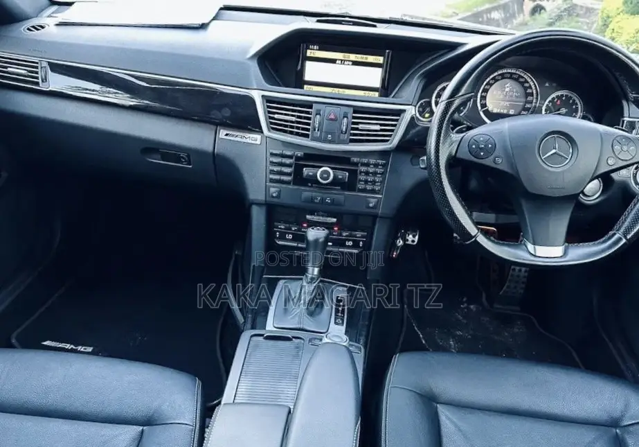 Mercedes-Benz E250 2011 Black