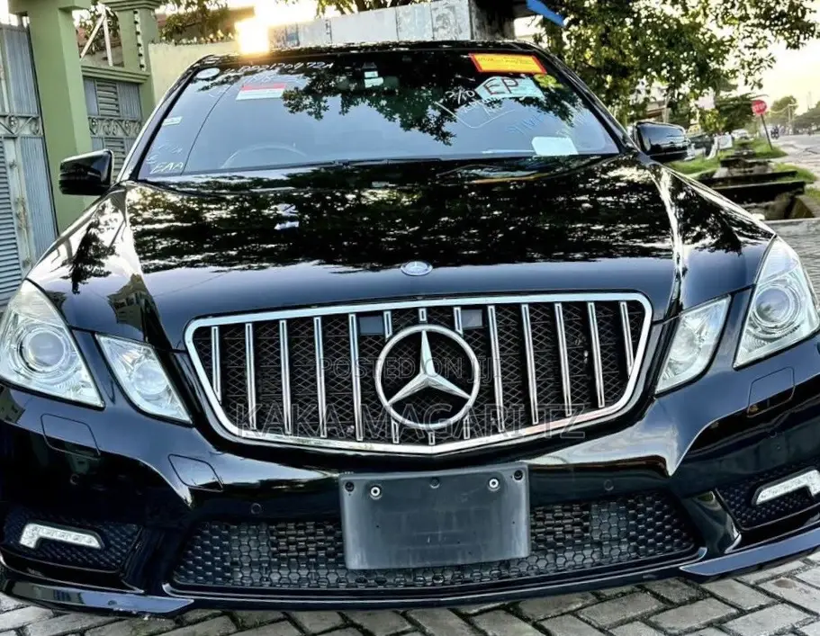 Mercedes-Benz E250 2011 Black