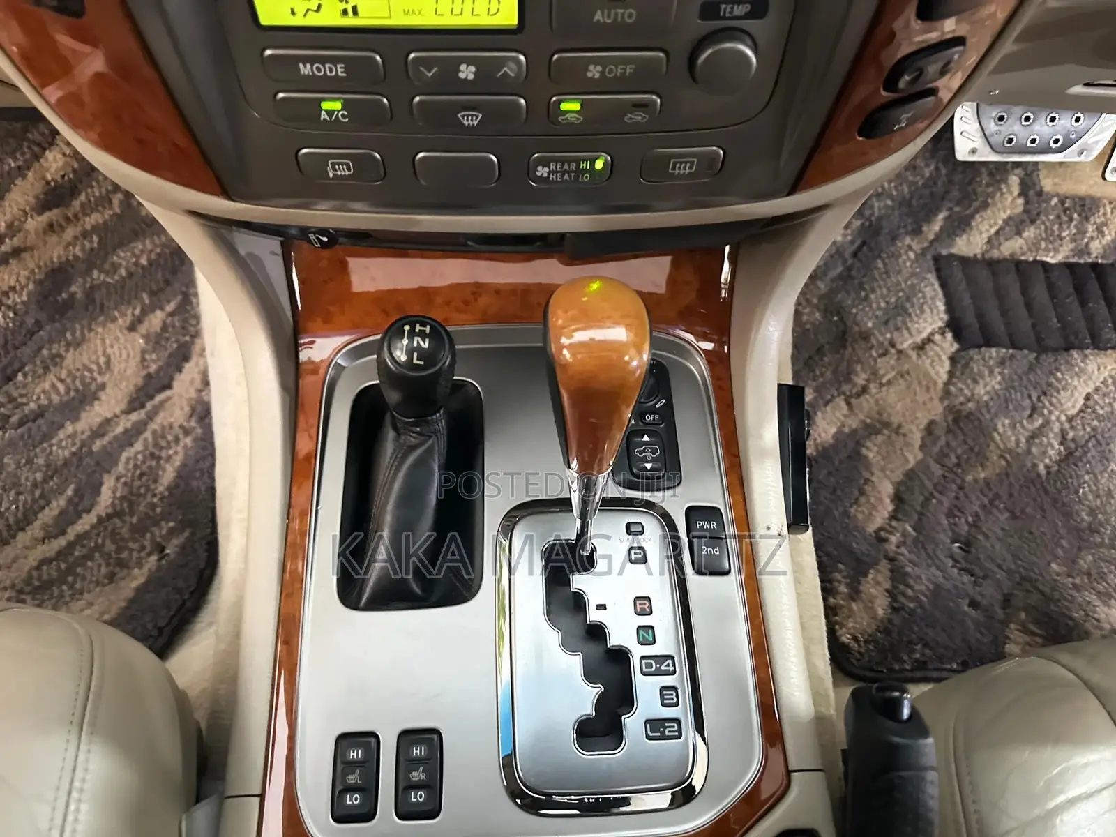 Toyota Land Cruiser 2006 White