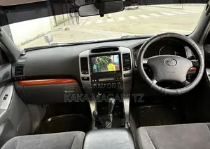 Toyota Land Cruiser Prado 2005 Silver