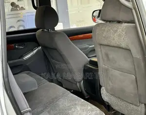Toyota Land Cruiser Prado 2005 Silver