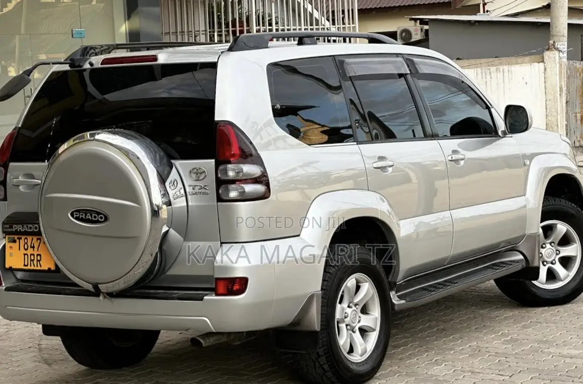 Toyota Land Cruiser Prado 2005 Silver