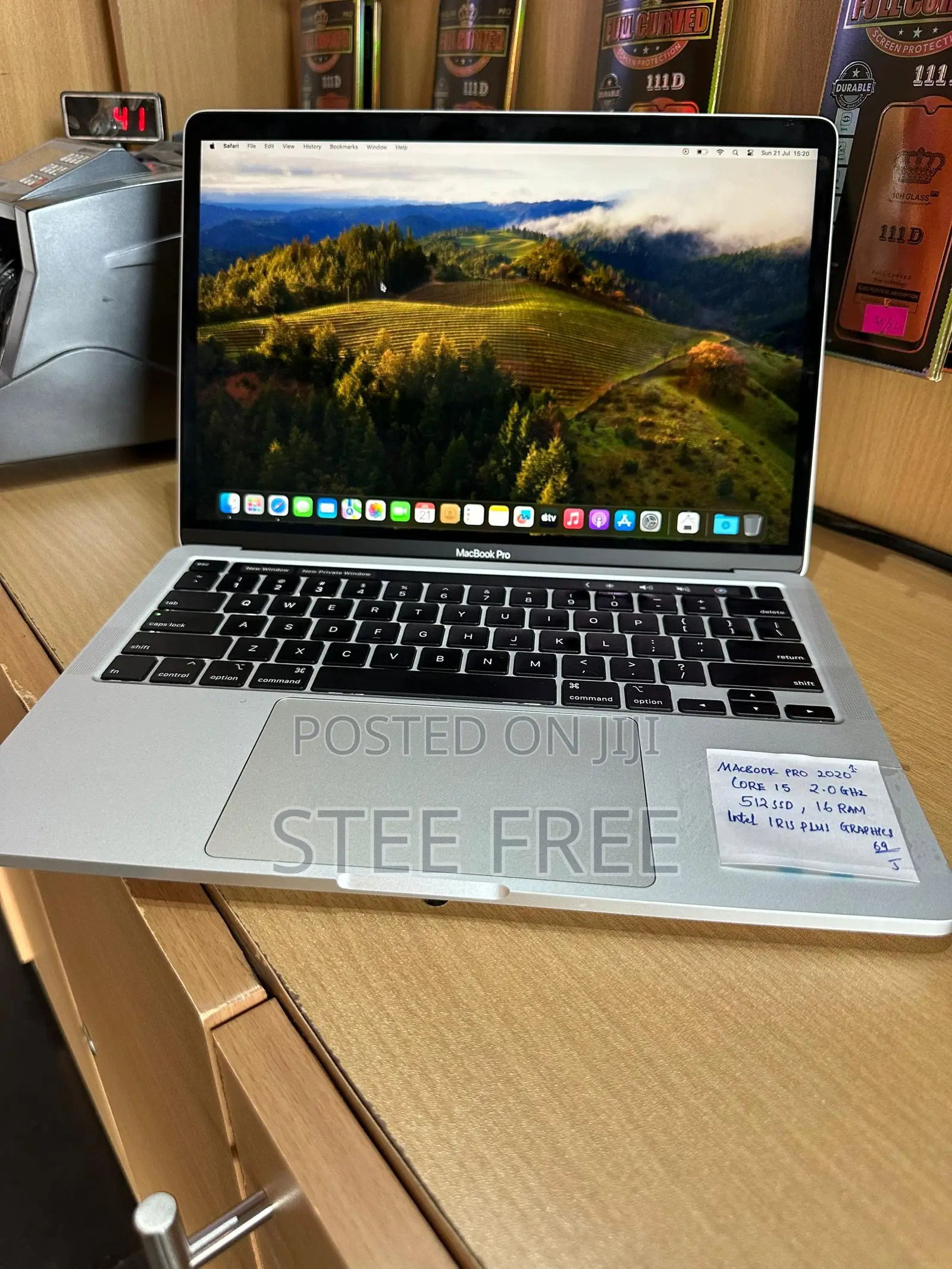 Laptop Apple MacBook Pro 2020 16GB Intel Core I5 SSD 512GB