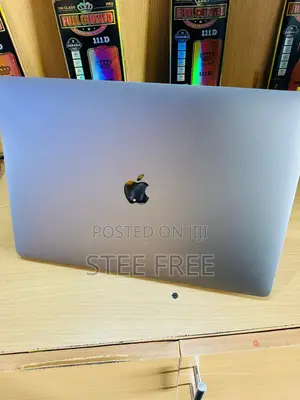 Laptop Apple MacBook Pro 2018 16GB Intel Core I7 SSD 512GB