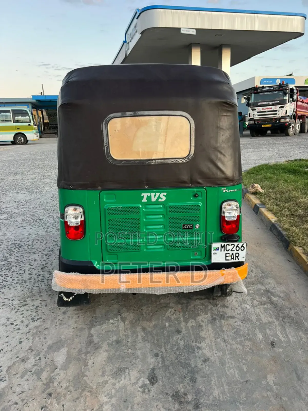 TVS King Deluxe Plus iTouch Start 2024 Green