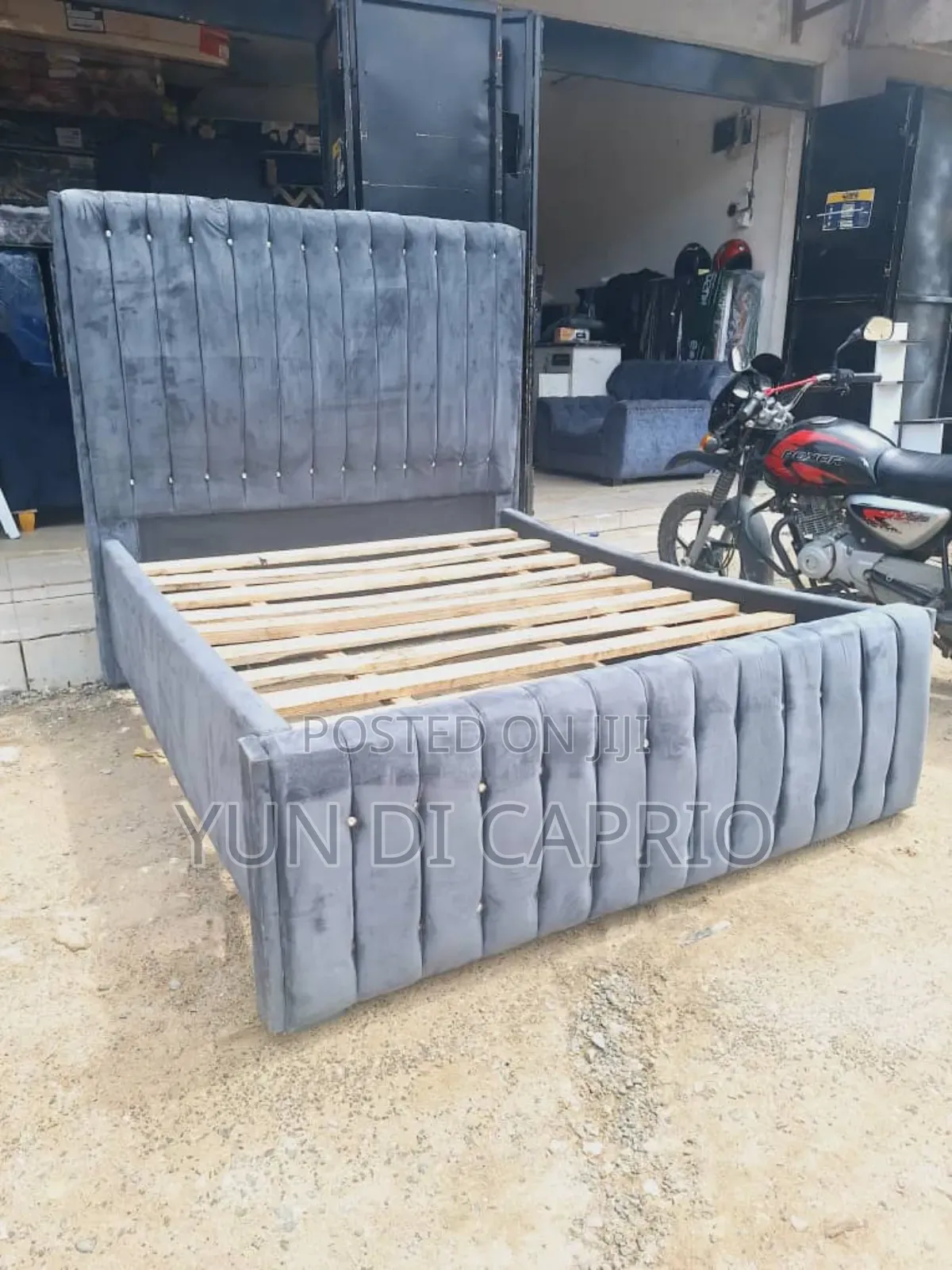 Bedsofa Kali Sana Mpya