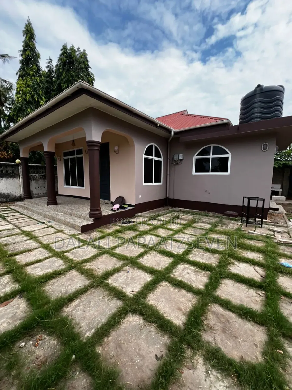 2bdrm Apartment in Dalalipapaatzseven, Bweni for rent