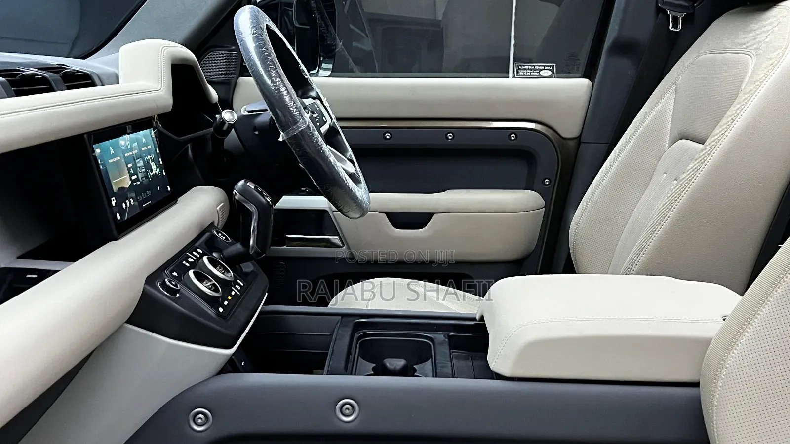 Land Rover Defender X-Dynamic HSE 2022 Gold