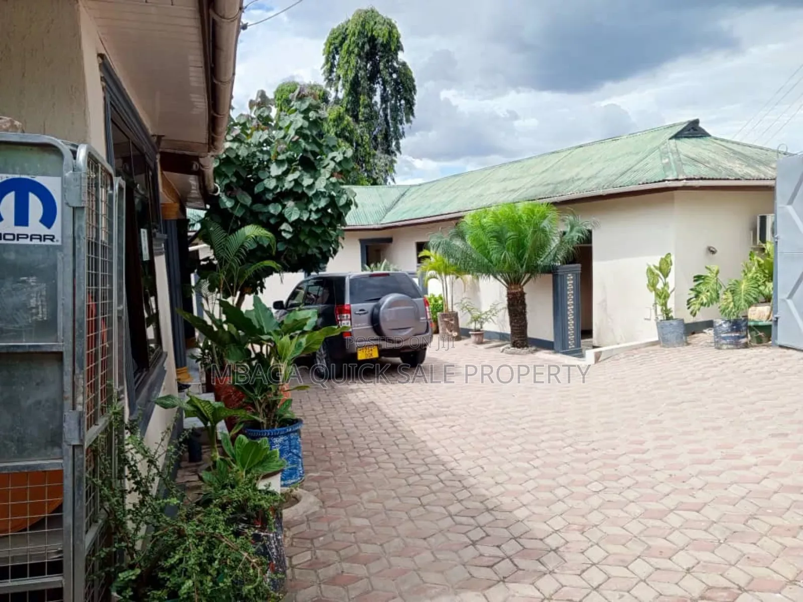 6bdrm House in Mbezi Center for sale