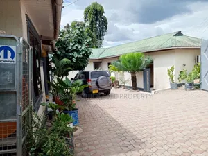 6bdrm House in Mbezi Center for sale