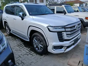 New Toyota Land Cruiser 2024 White