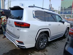 New Toyota Land Cruiser 2024 White